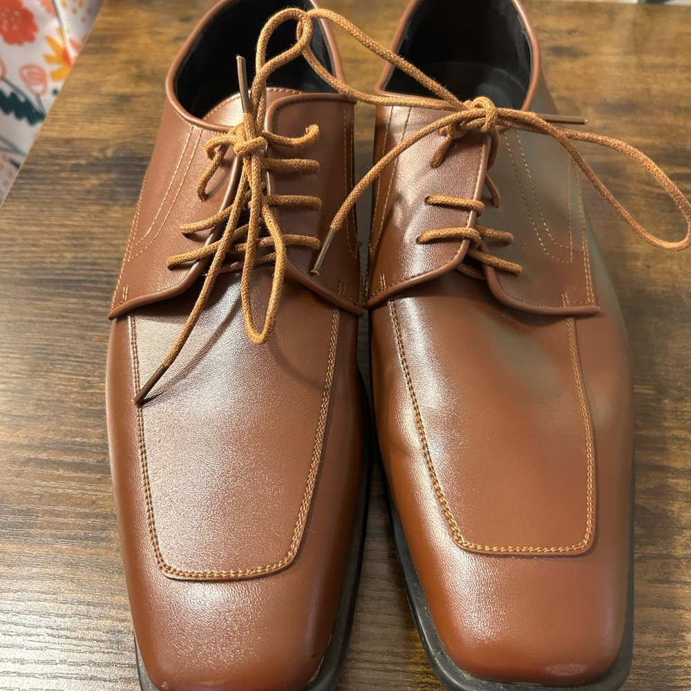 Allure Men's Moc Toe Dress Shoes, Brown with Laces, Size 11M Mint Condition